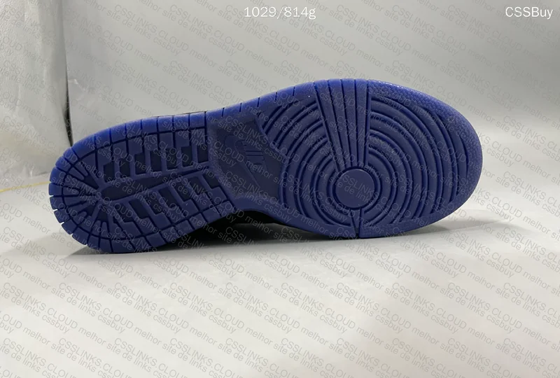 UNDEFEATED X NIKE DUNK LOW "5 ON IT" BLACK 7