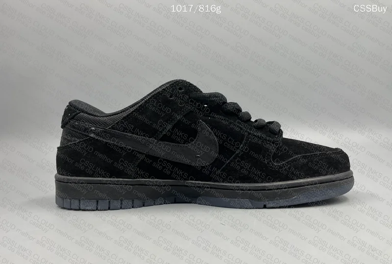 UNDEFEATED x NIKE DUNK LOW 5 ONIT 7