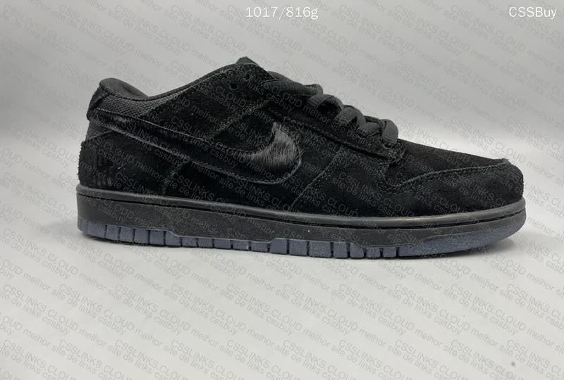 UNDEFEATED x NIKE DUNK LOW 5 ONIT 9