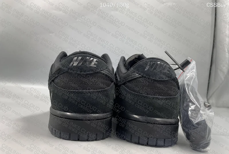UNDEFEATED x NK SB Dunk Low 8