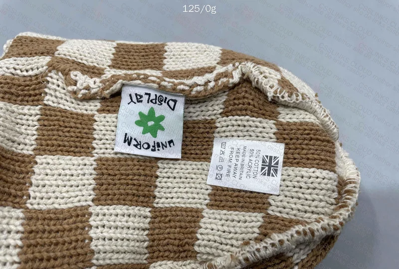 Uniform Display beanie 2
