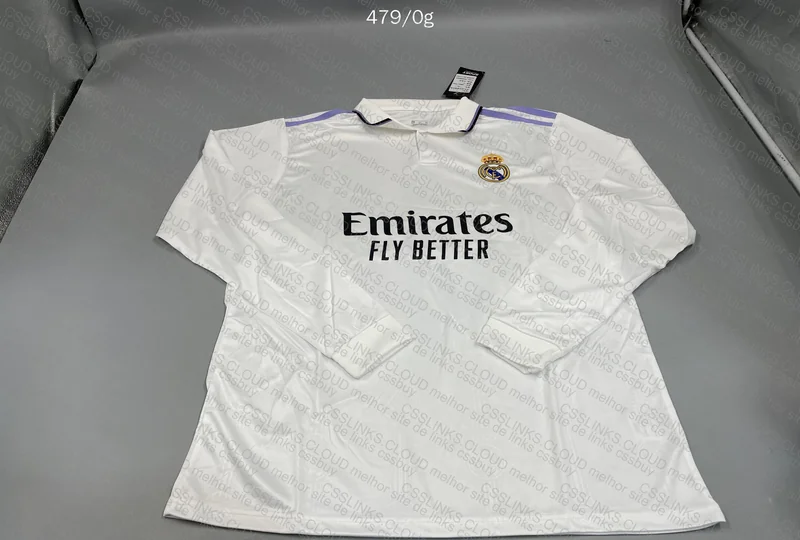 uniforme real madrid 4