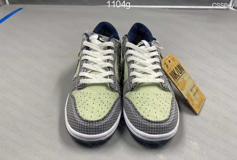 Union x Nike Dunk Low Pistachio 4