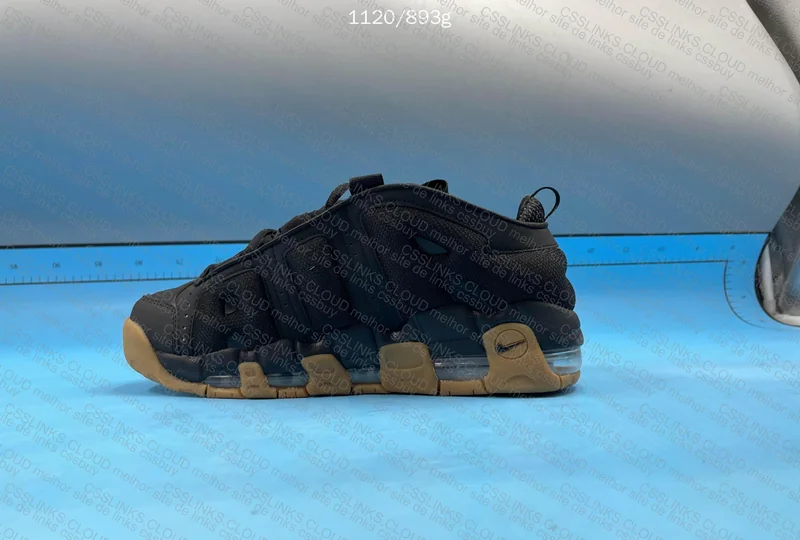 Uptempo low black gum 3