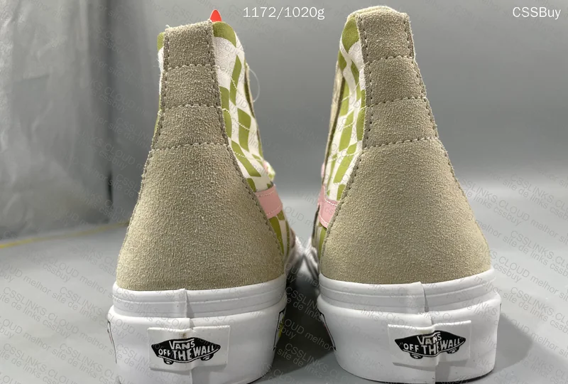 Vans Emma Mulholland on Holiday 2