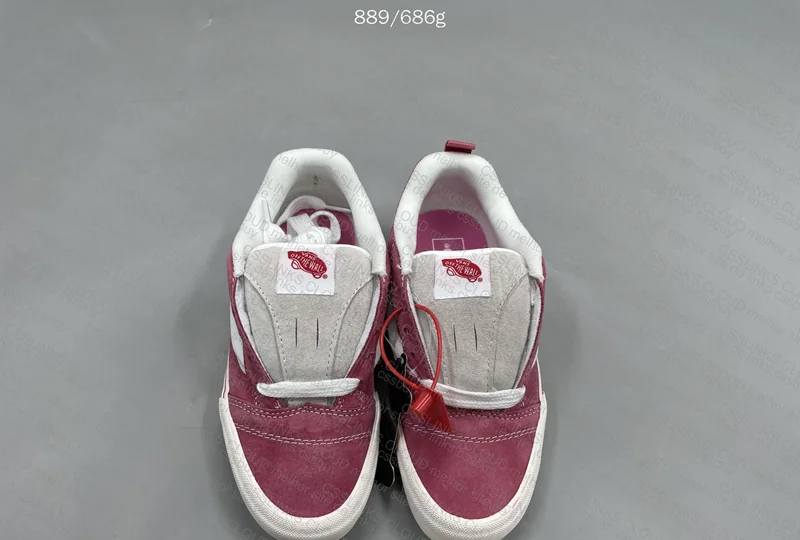 VANS KNU 160Y from JMDY Came Dirty