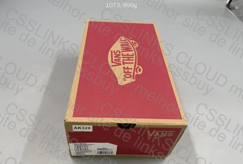 VANS KNU White RL?