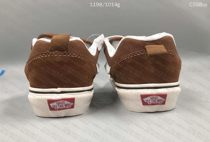 Vans Knu Skool 160¥ 3