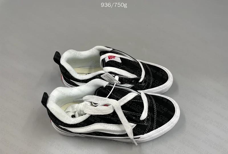 Vans KNU Skool (agora veio melhor kkkk)