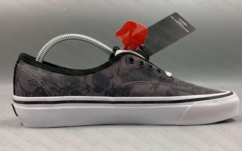 Vans Mr. Cartoon X Neighborhood 4