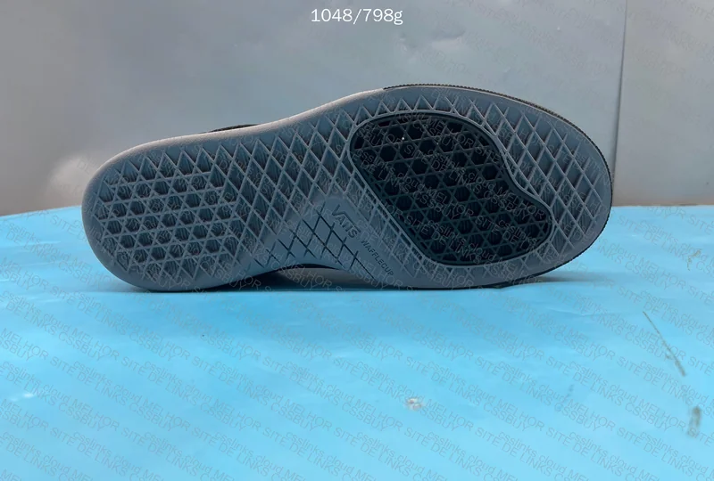 VANS Wayvee Black 5