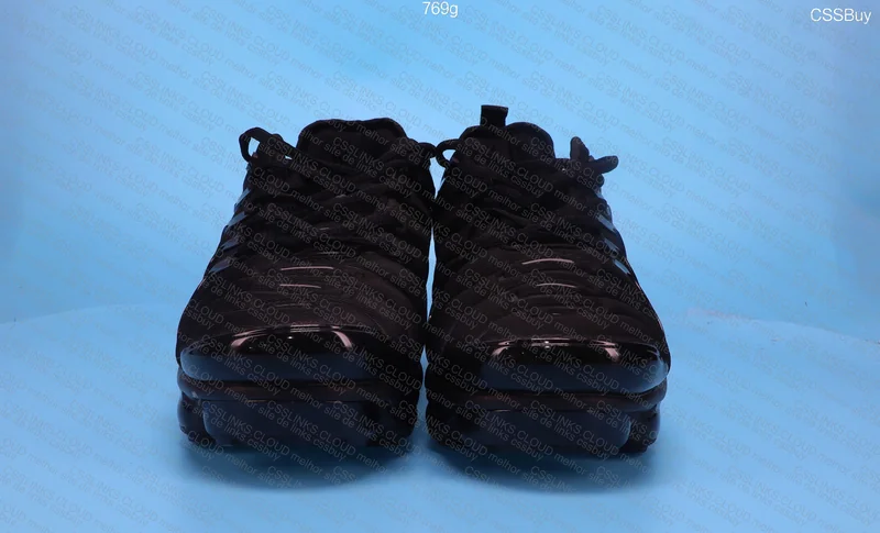 Vapor max plus triple black 2