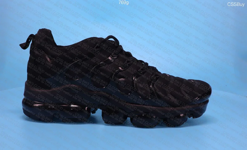 Vapor max plus triple black 3