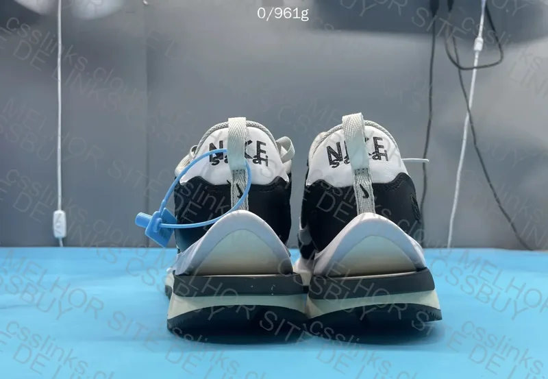 Vaporwaffle Sacai 5