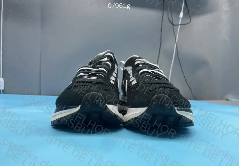 Vaporwaffle Sacai 7