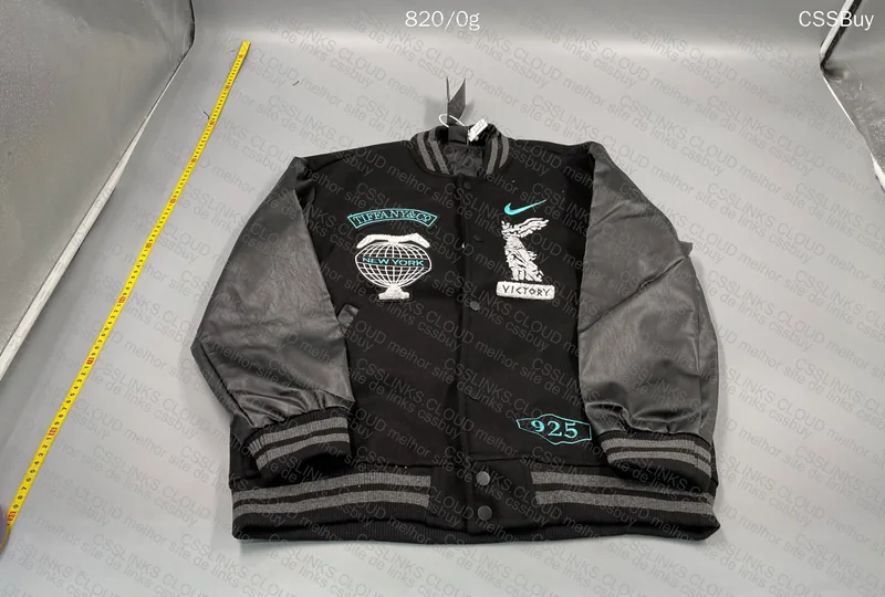 Varsity Nike x Tiffany