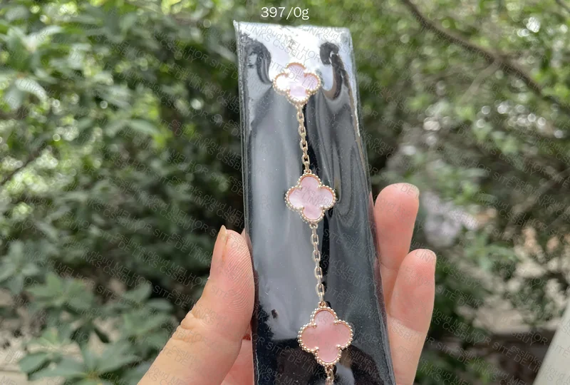 VCA Bracelet 4