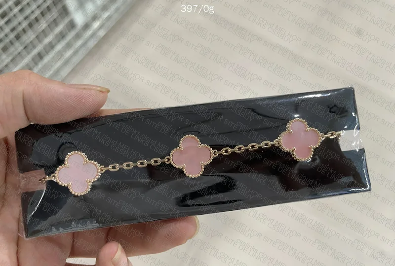 VCA Bracelet 6