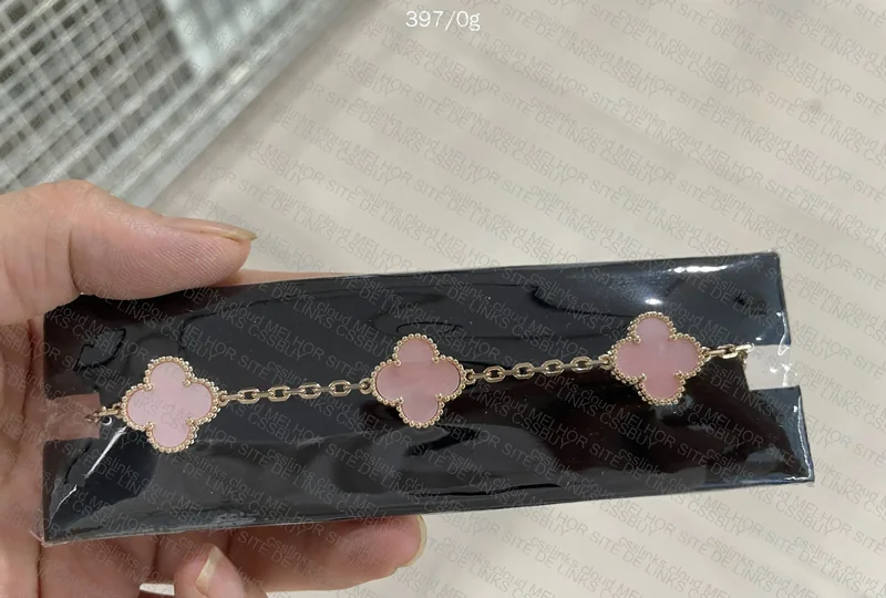 VCA Bracelet 7