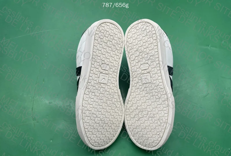 Veja Women's