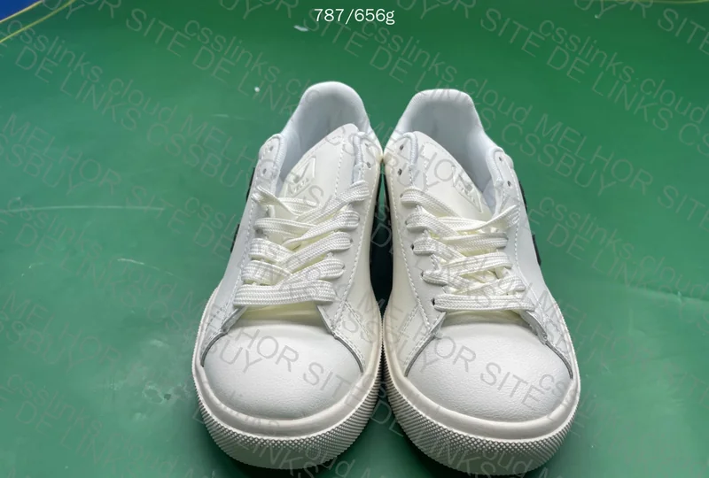 Veja Women's 2