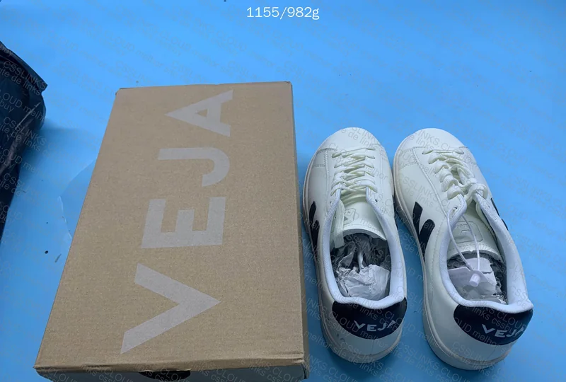 Veja Sneakers