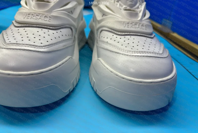 Versace Odyssey White 7