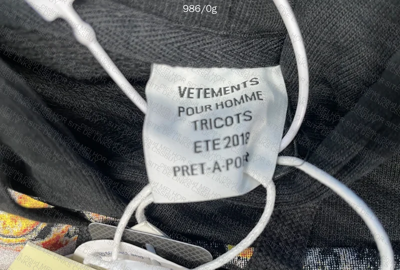 Vetements Aw18 "Misplaced Skull" 2