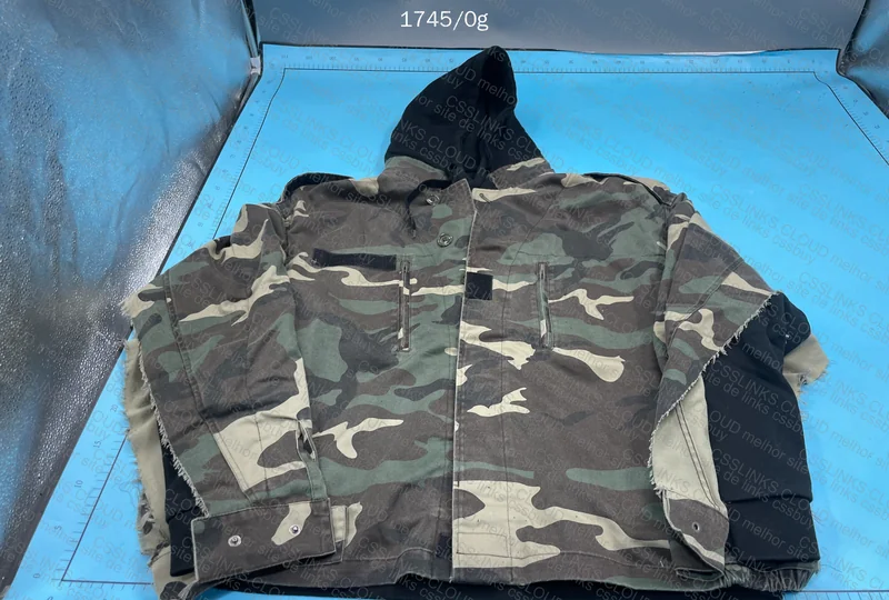 VETEMENTS Commando Hooded Camouflag Jacket 17/18 F/W 8