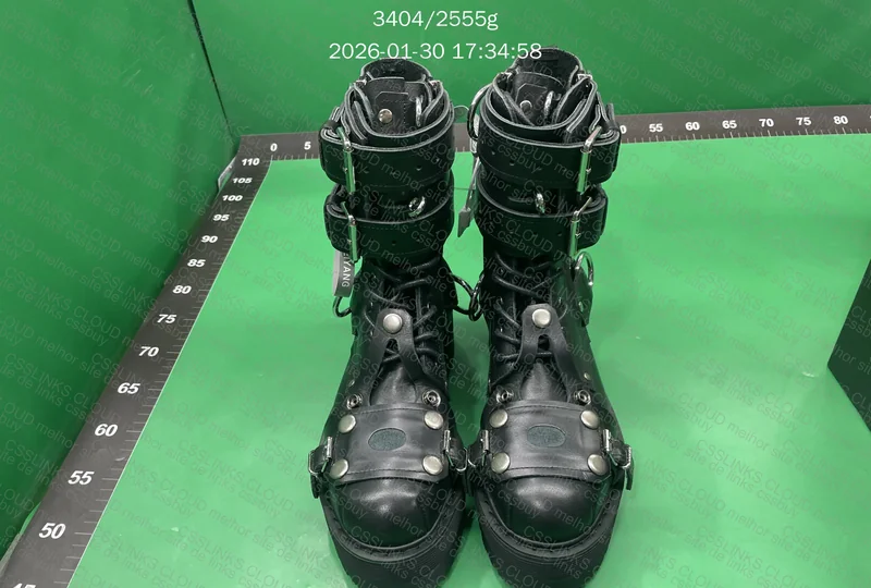 Vetements FW19 Buckled Leather Boots Black 2
