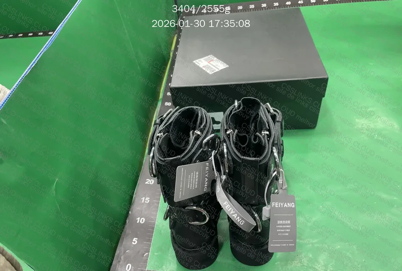 Vetements FW19 Buckled Leather Boots Black 9