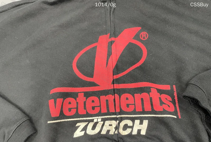 Vetements SS18 Zurich Zip-Hoodie 2