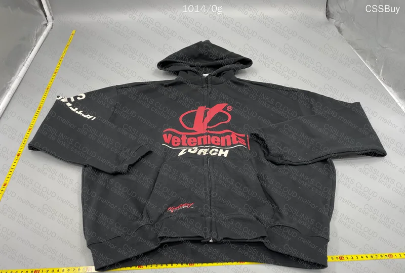 Vetements SS18 Zurich Zip-Hoodie 3
