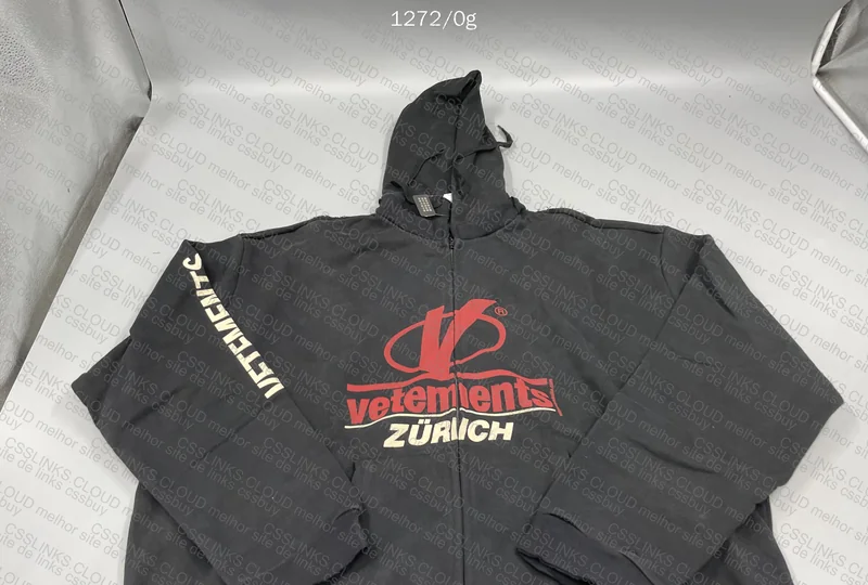 Vetements SS18 Zurich Zip-Hoodie 3