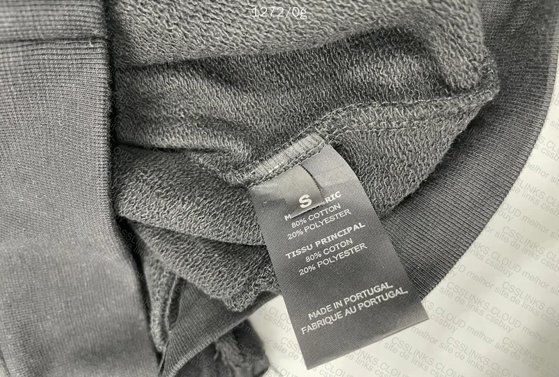 Vetements SS18 Zurich Zip-Hoodie 4