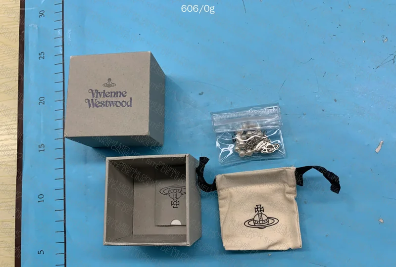 Vivienne Westwood ORB Pearl Bracelet 2