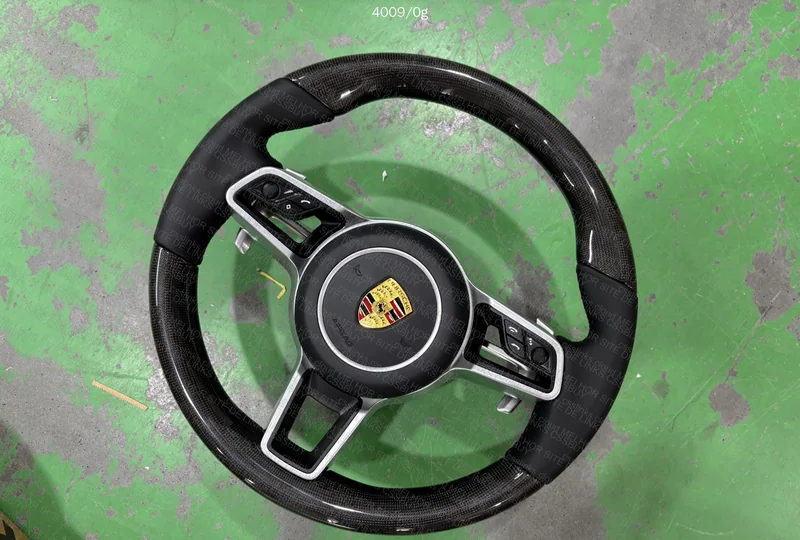 Volante Porsche 2