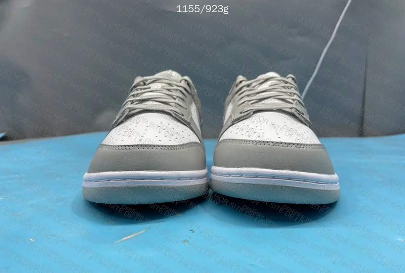 VT version Dunk White Gray 5