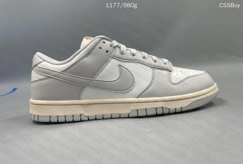 W Nike Dunk Low 5
