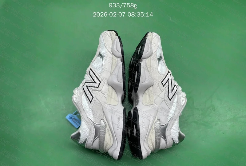 [WH-QC]NB9060 White/Black/Metallic Silver C 7