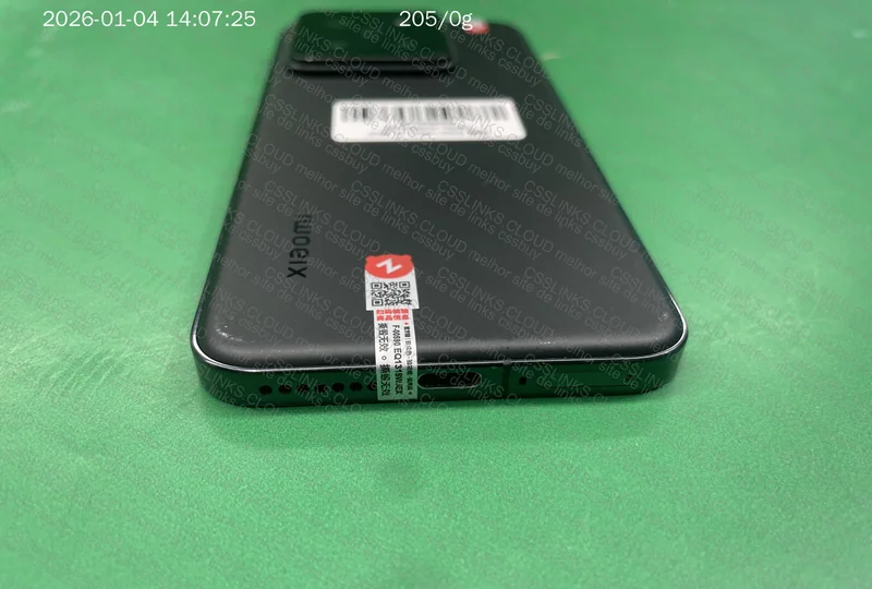 XIAOMI 14 - Colored Pixel and Tricky Seller 4