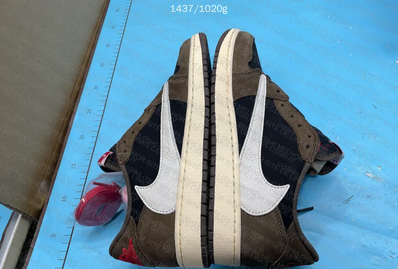 Y3 B Grade AJ1 Travis Dark Mocha 3