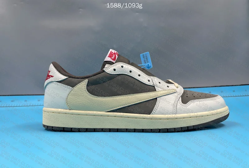 Y3 BATCH Travis Scott x Air Jordan 1 Low Reverse Mocha 9