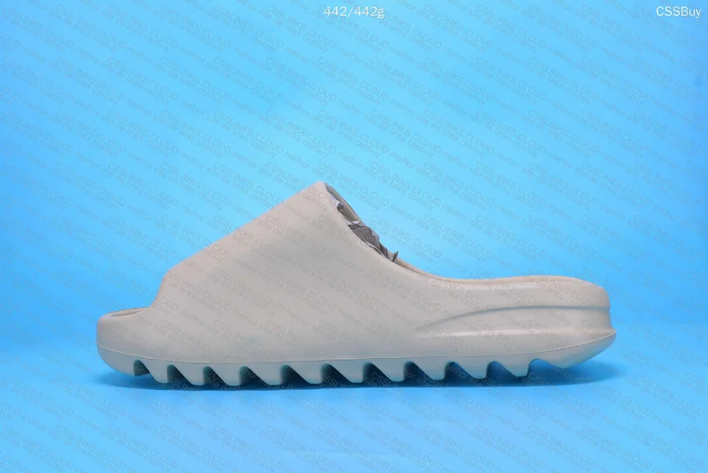 yeazy slide 3