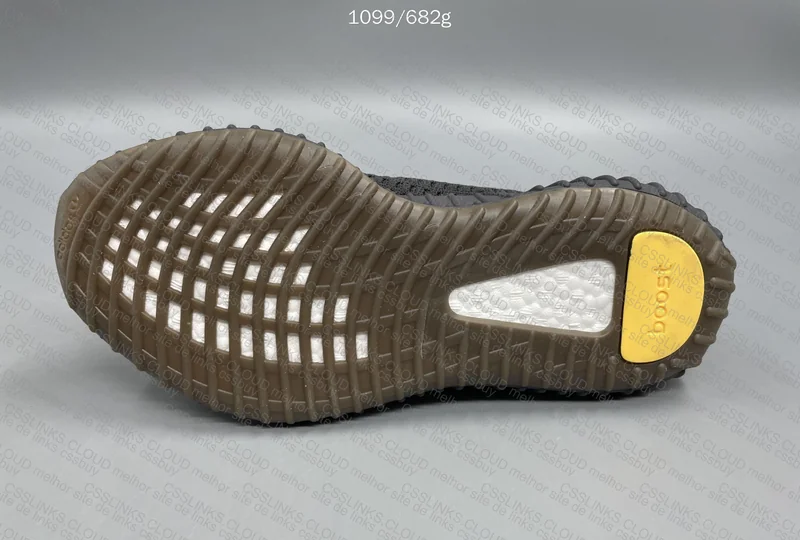 Yeezy 350 (170y) 4