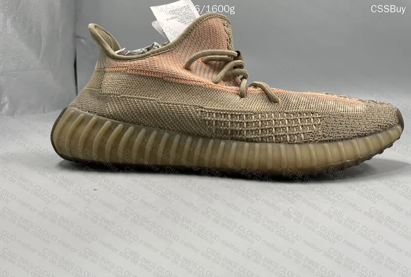 Yeezy 350: 2 for 130y + 20y (internal shipping) 3