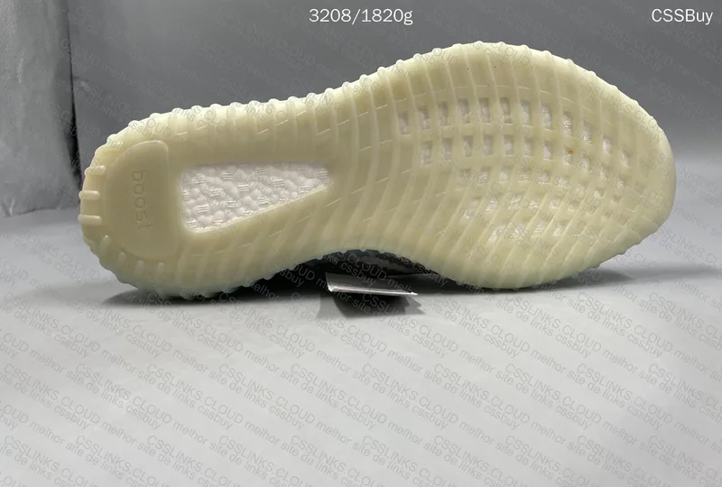 Yeezy 350 - 2 for 130y (Need help, not familiar with Yeezy) 4