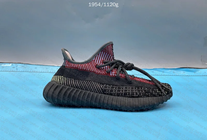yeezy 350 29 y - blindbox 3
