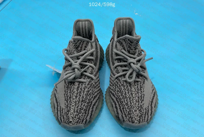 yeezy 350 - 29y - blindbox