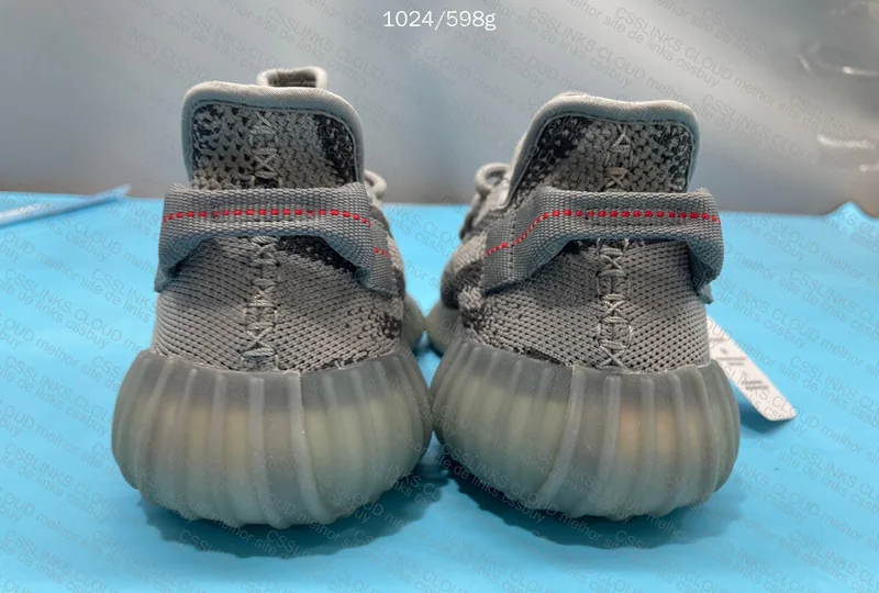 yeezy 350 - 29y - blindbox 2